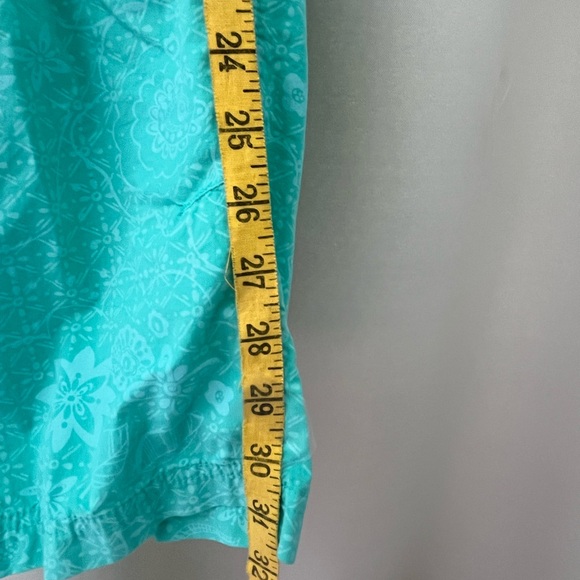 Fresh Produce brand Women’s crop pants size Large. - Picture 3 of 4